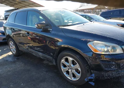 2013 Volvo Xc60 3.2 Premier из США, поврежденный, VIN YV4940DZ1D2419809